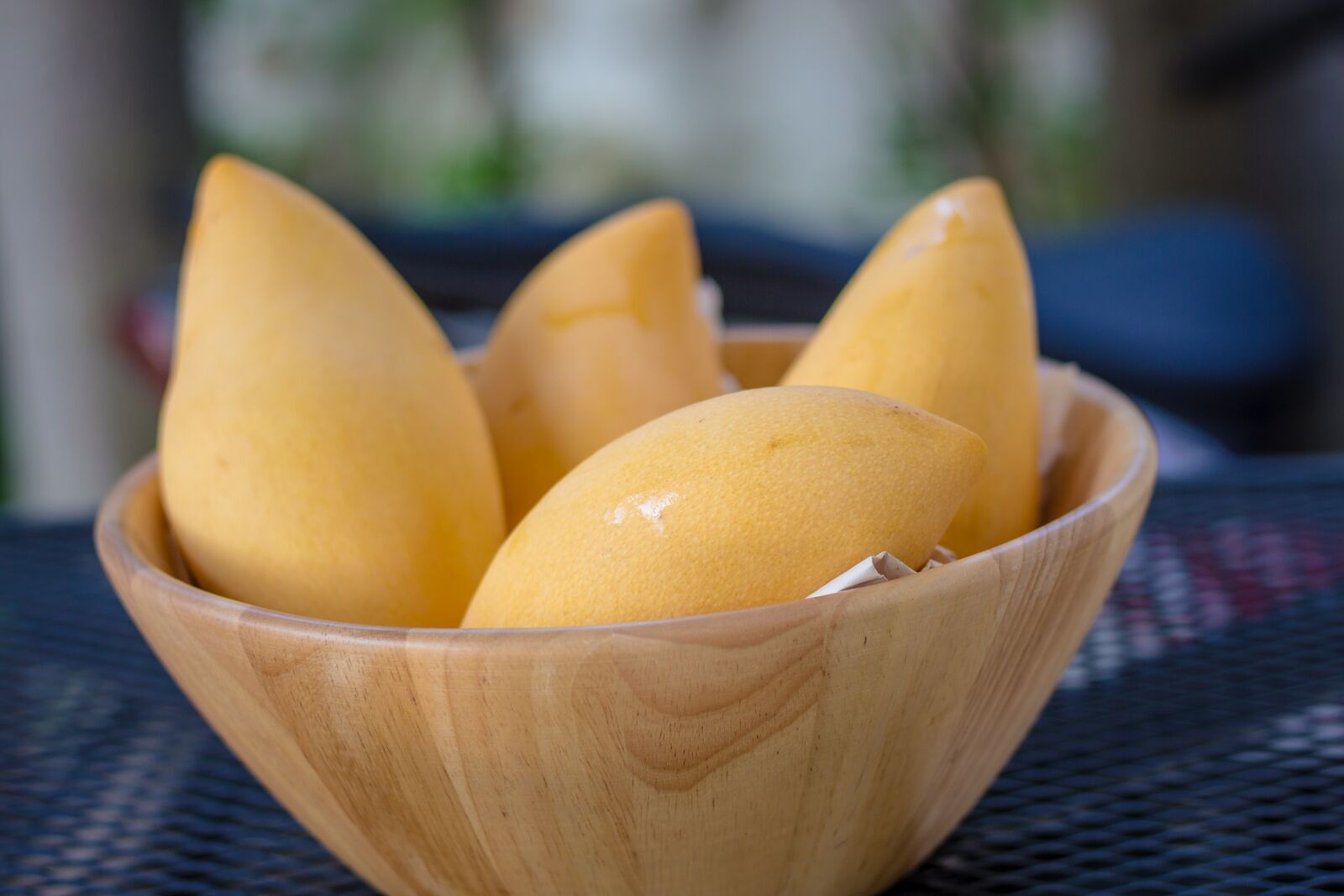 Canon EOS 700D (EOS Rebel T5i / EOS Kiss X7i) sample photo. Mango, fruit, food photography