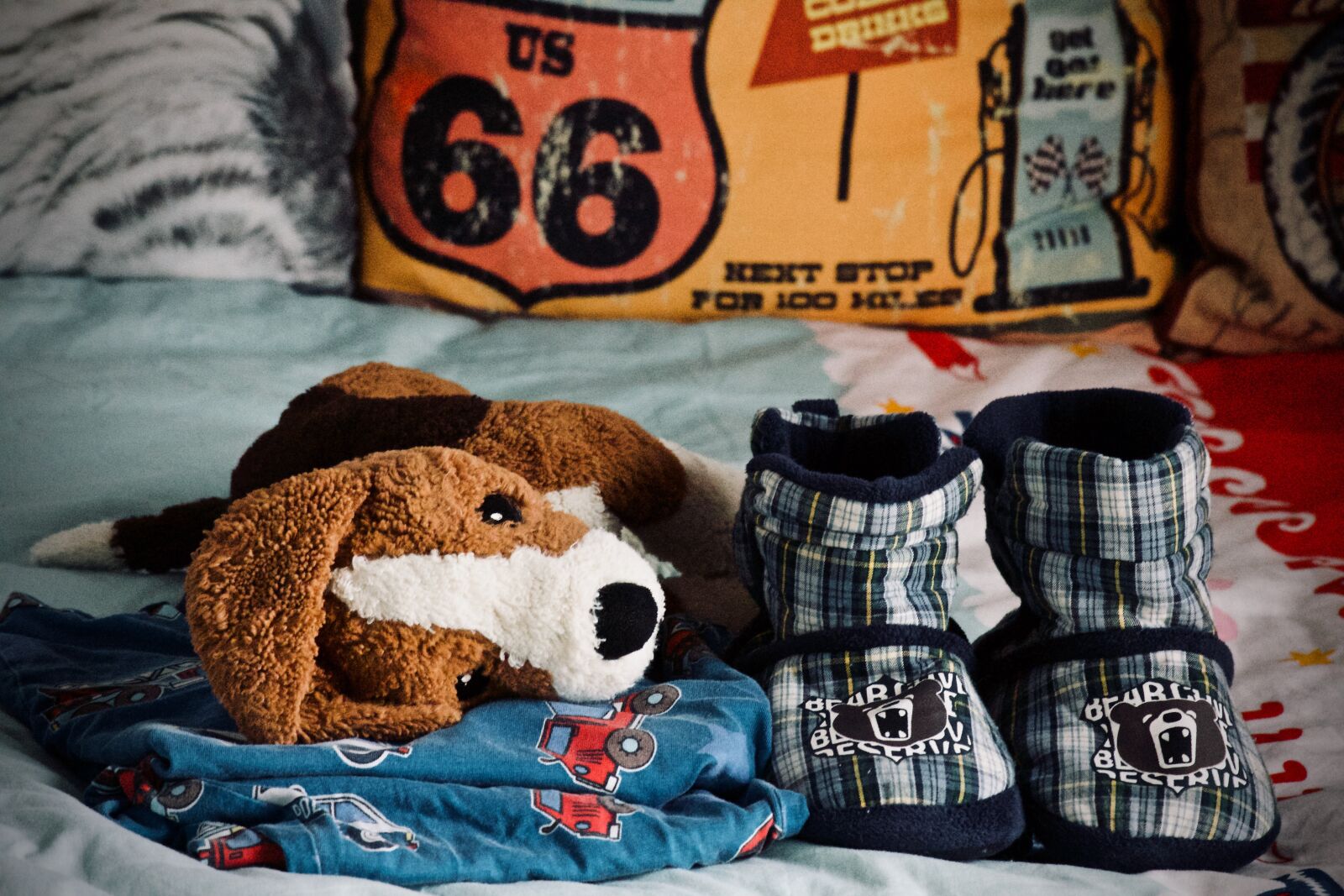 Canon EOS M sample photo. Goodnight, plush, pajamas photography