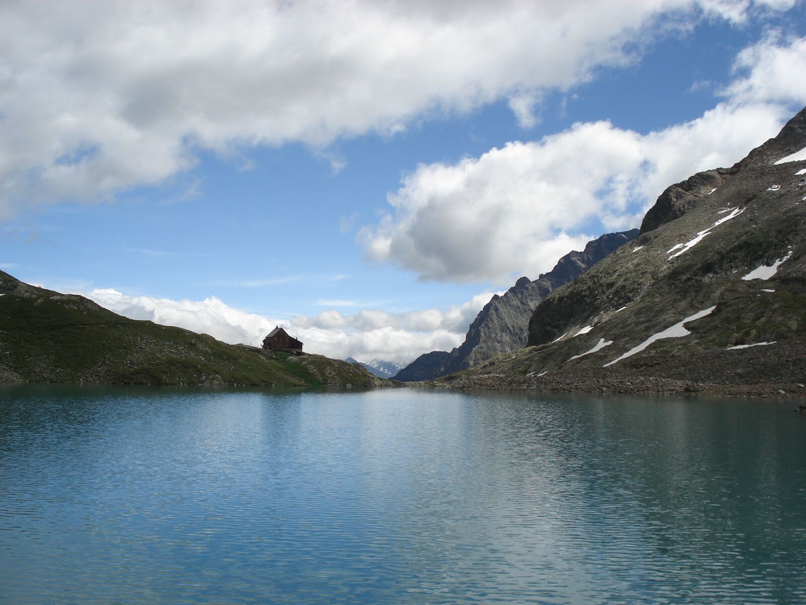 Sony DSC-W50 sample photo. Mountain, waters, landscape photography