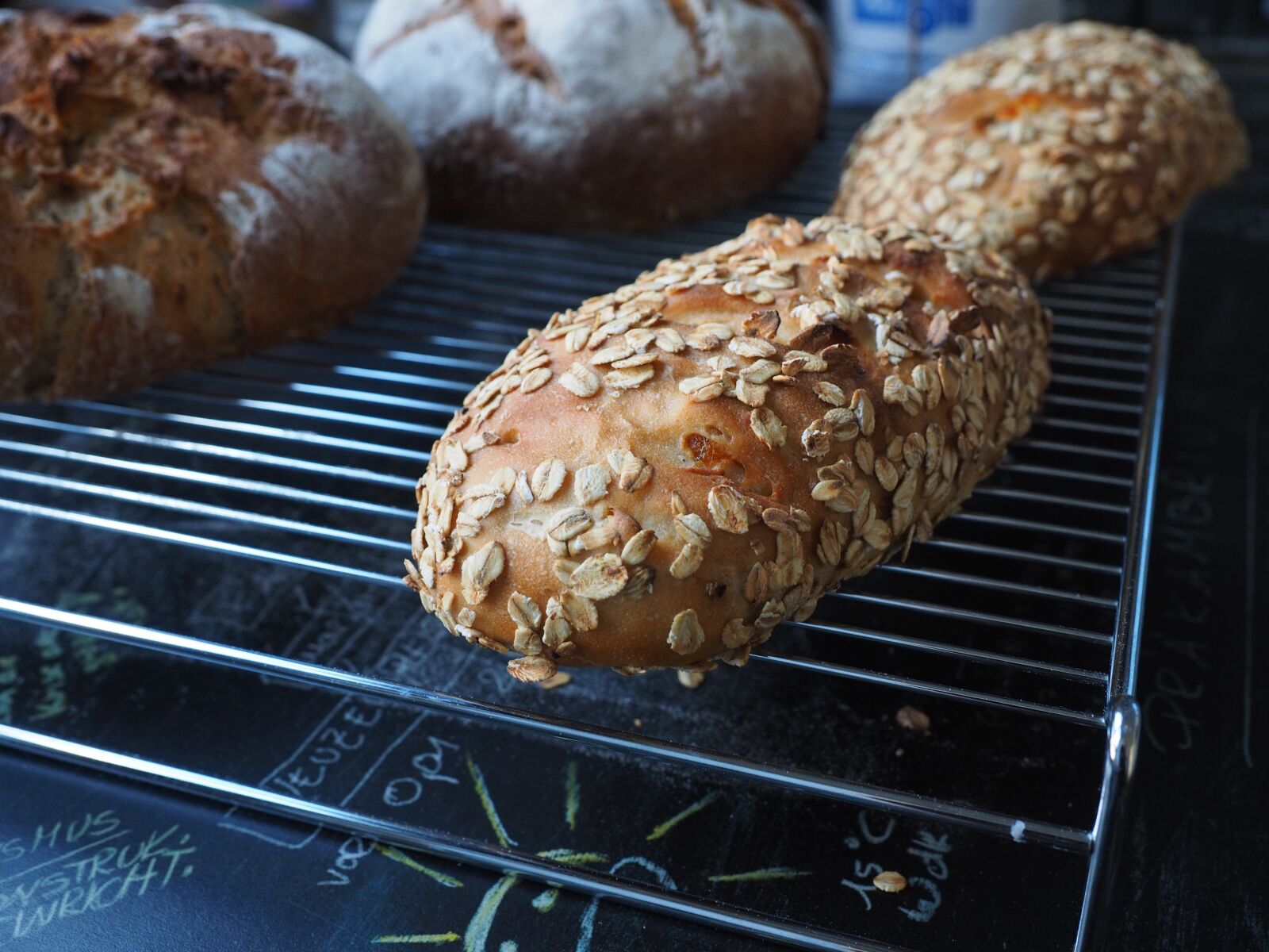 Olympus OM-D E-M1 + Olympus M.Zuiko Digital ED 12-40mm F2.8 Pro sample photo. Bread, bake bread, self-made photography
