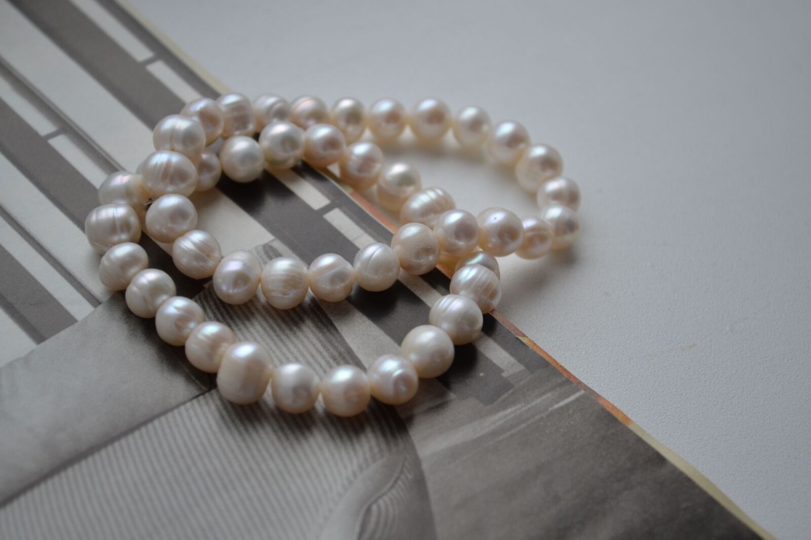 Nikon D3100 sample photo. Pearl, ornament, chaplet photography