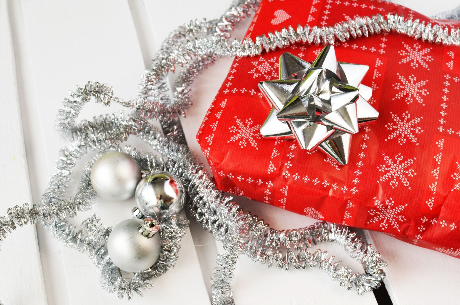 Nikon D5100 sample photo. Gifts, presents, christmas photography
