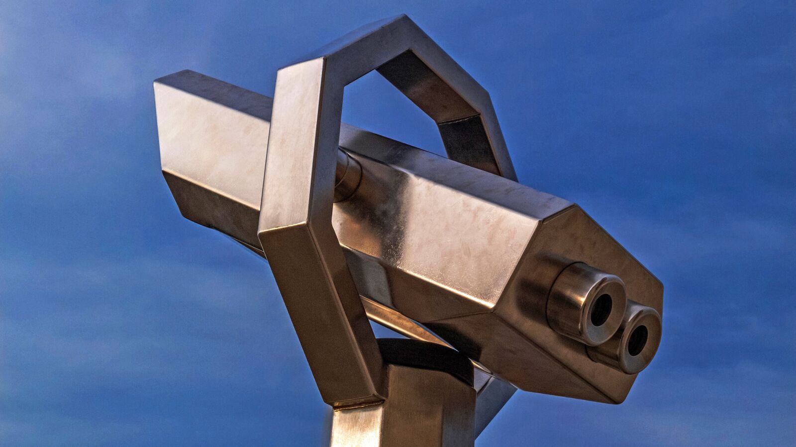 Fujifilm X30 sample photo. Telescope, field-glass, spyglass photography