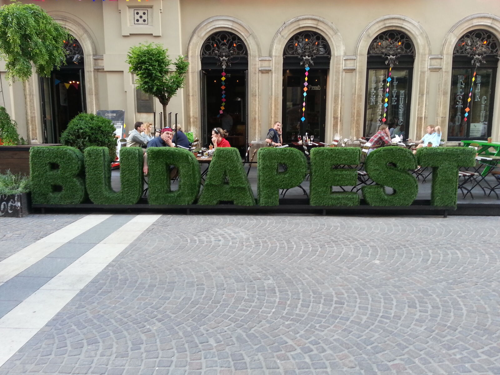 Samsung Galaxy S3 sample photo. Budapest, city photography