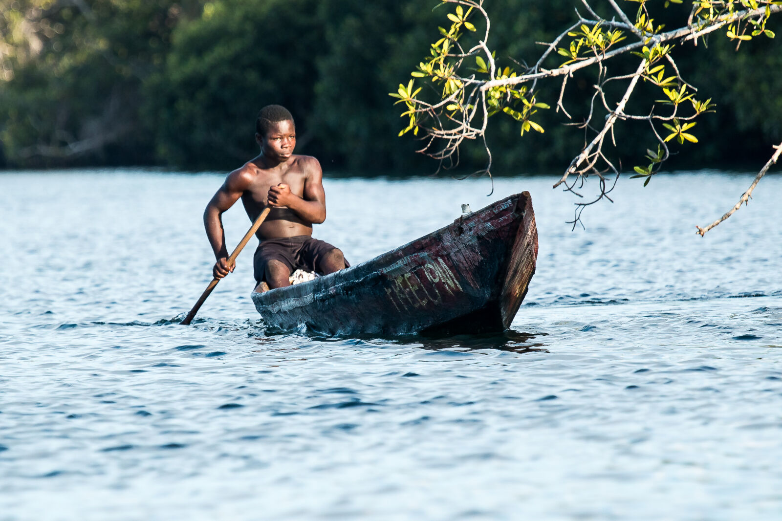 Canon EF 100-400mm F4.5-5.6L IS USM sample photo. Canoe, lake, man, outdoors photography