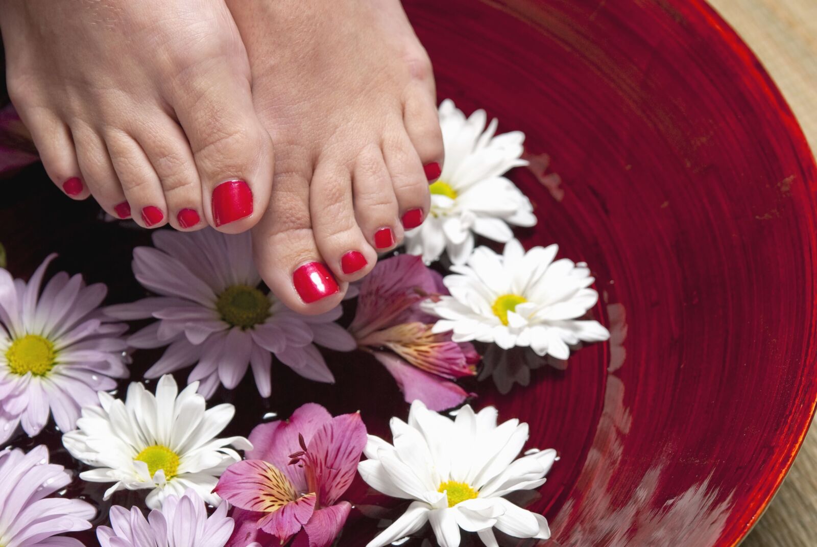 Nikon D3000 sample photo. Foot, nail, color, flower photography