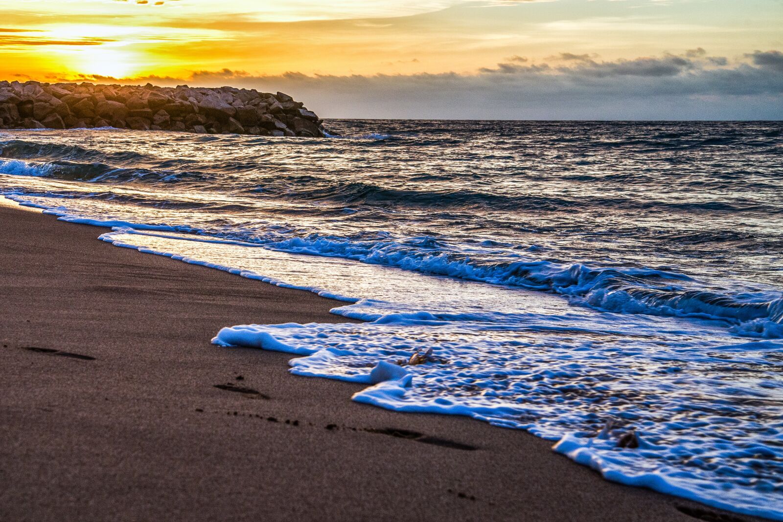 Nikon D600 sample photo. Mar, sunset, beach photography