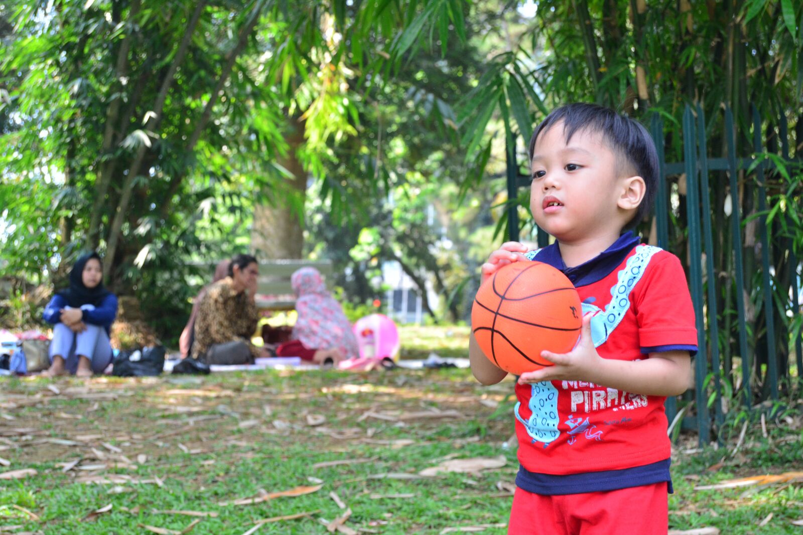 Nikon D5200 sample photo. Kids, play, happy photography