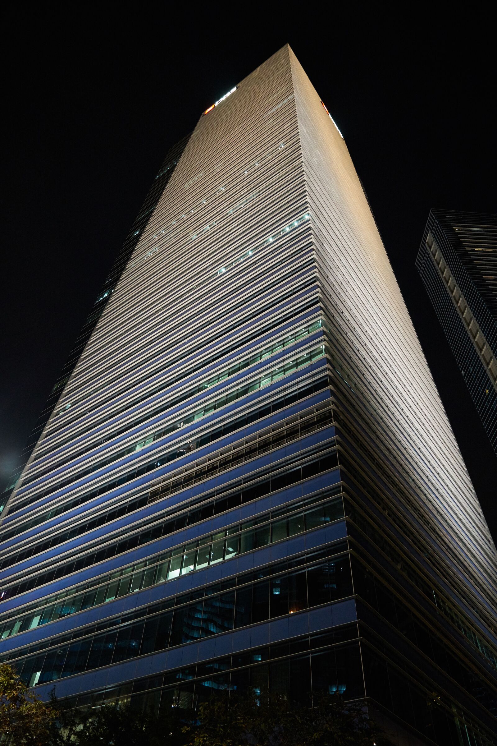 Sony a7R II sample photo. Building, skyscraper, architecture photography