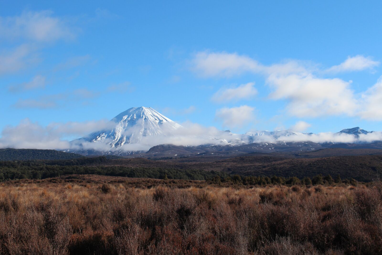 Canon EOS 650D (EOS Rebel T4i / EOS Kiss X6i) sample photo. Central plateau, volcano, new photography