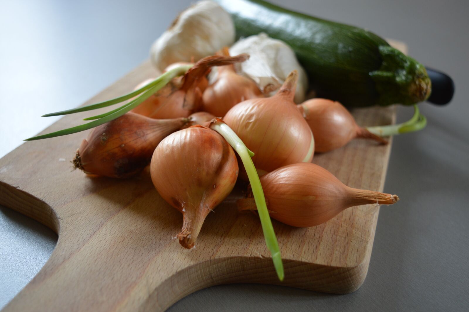 Nikon D3200 sample photo. Vegetables, cutting board, cooking photography