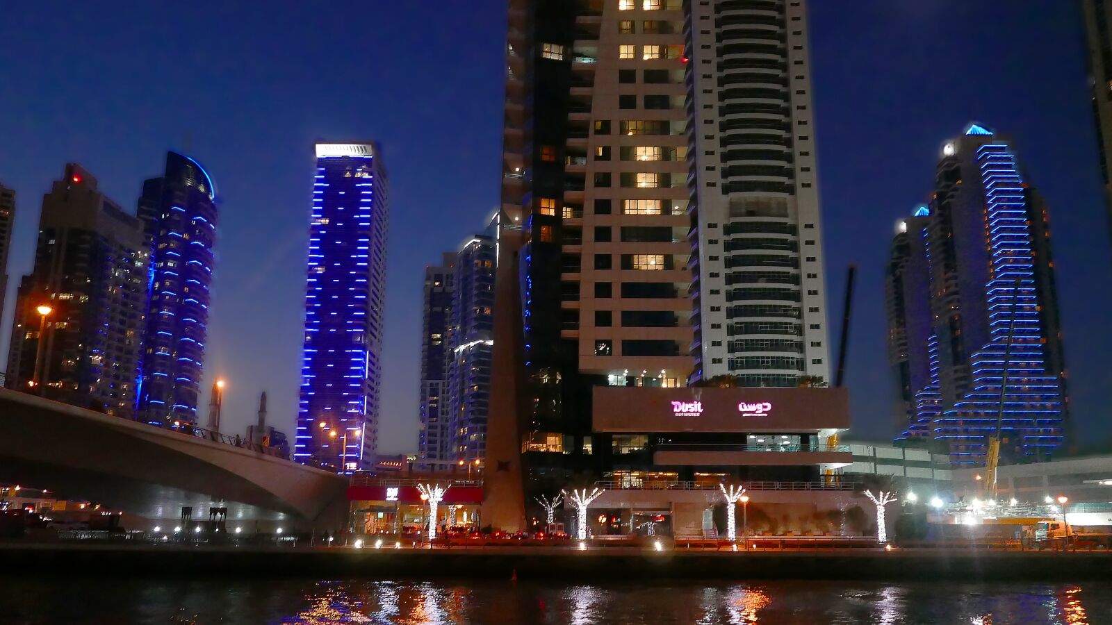Panasonic Lumix DMC-LX100 sample photo. Dubai, marina part, in photography