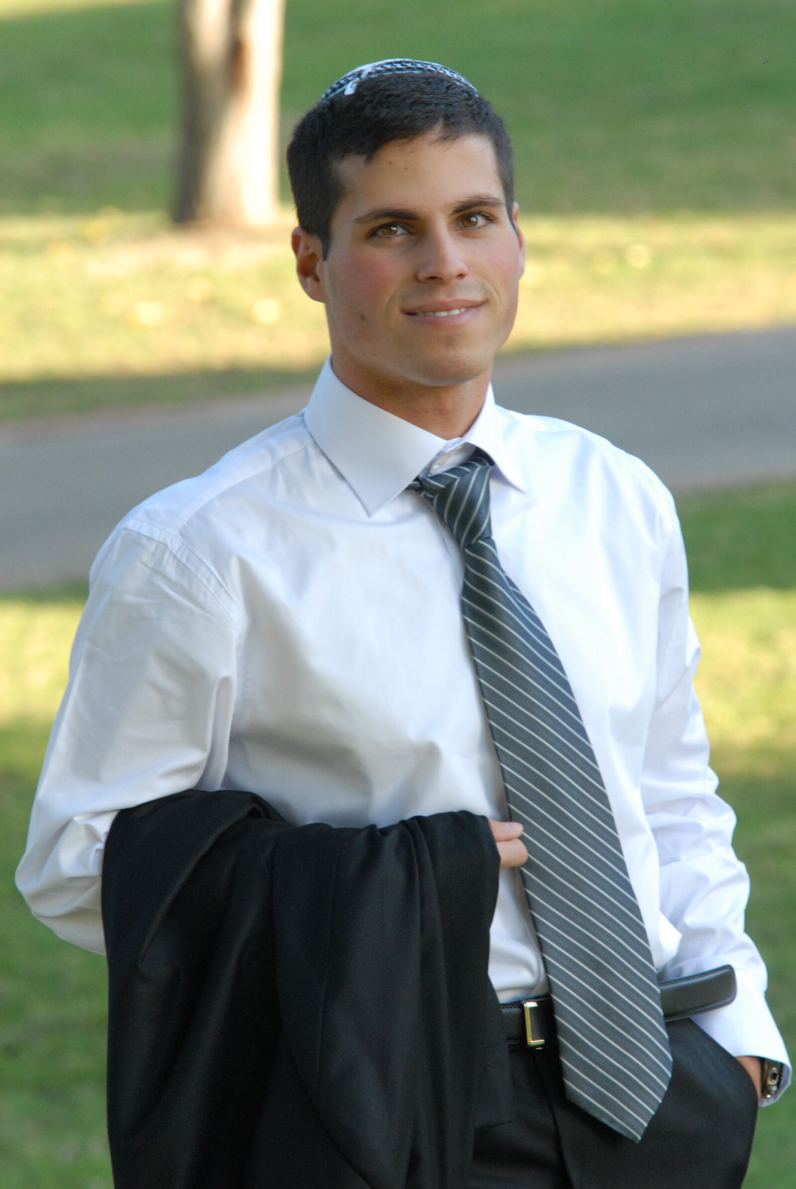 Nikon D200 sample photo. Groom, wedding, tie photography