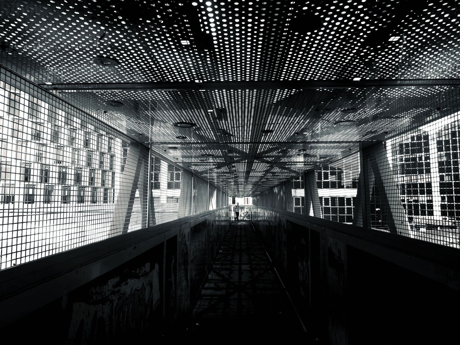 Sony DSC-HX60 sample photo. Architecture, black, and, white photography