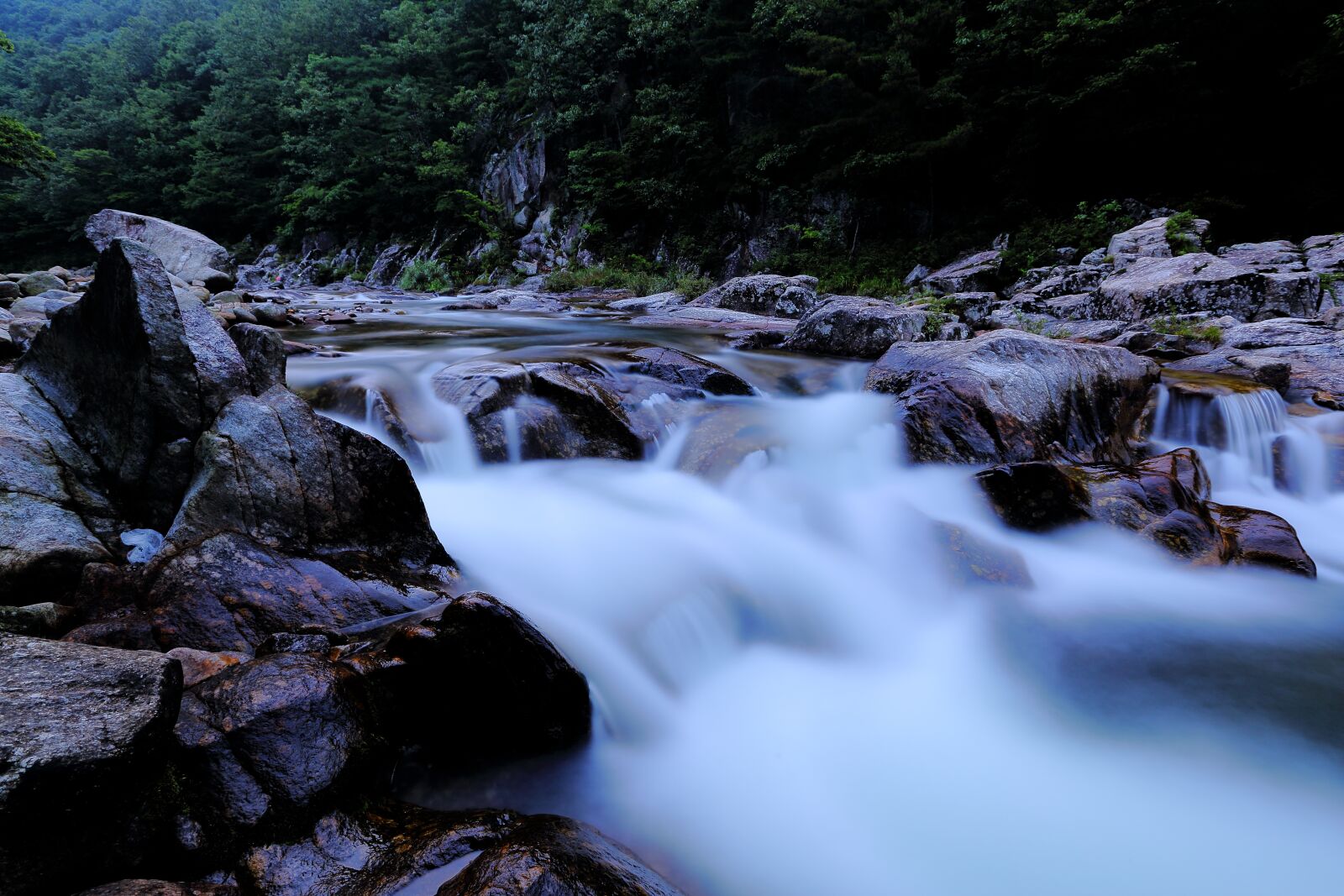 Canon EF 16-35mm F2.8L II USM sample photo. Jiri, korea, chapter impressions photography