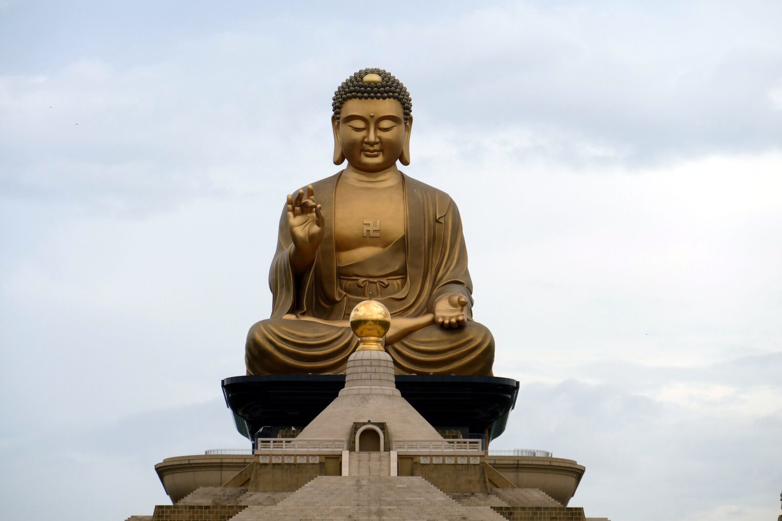 Panasonic Lumix DMC-FZ1000 sample photo. Taiwan, china, temple photography