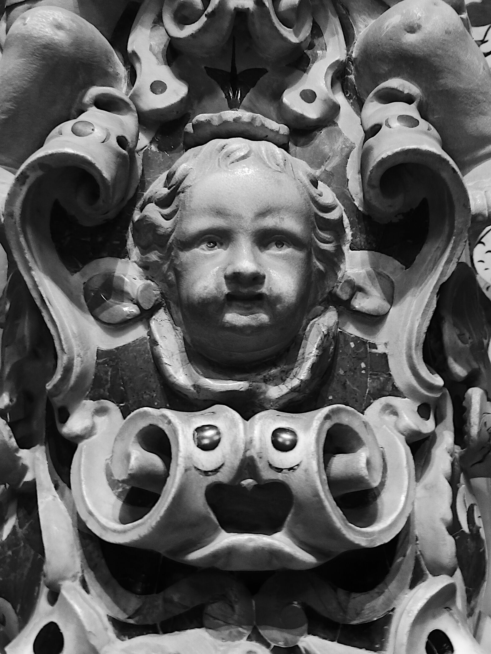 Panasonic Lumix DMC-FZ200 sample photo. Sculpture, cathedral, architecture photography