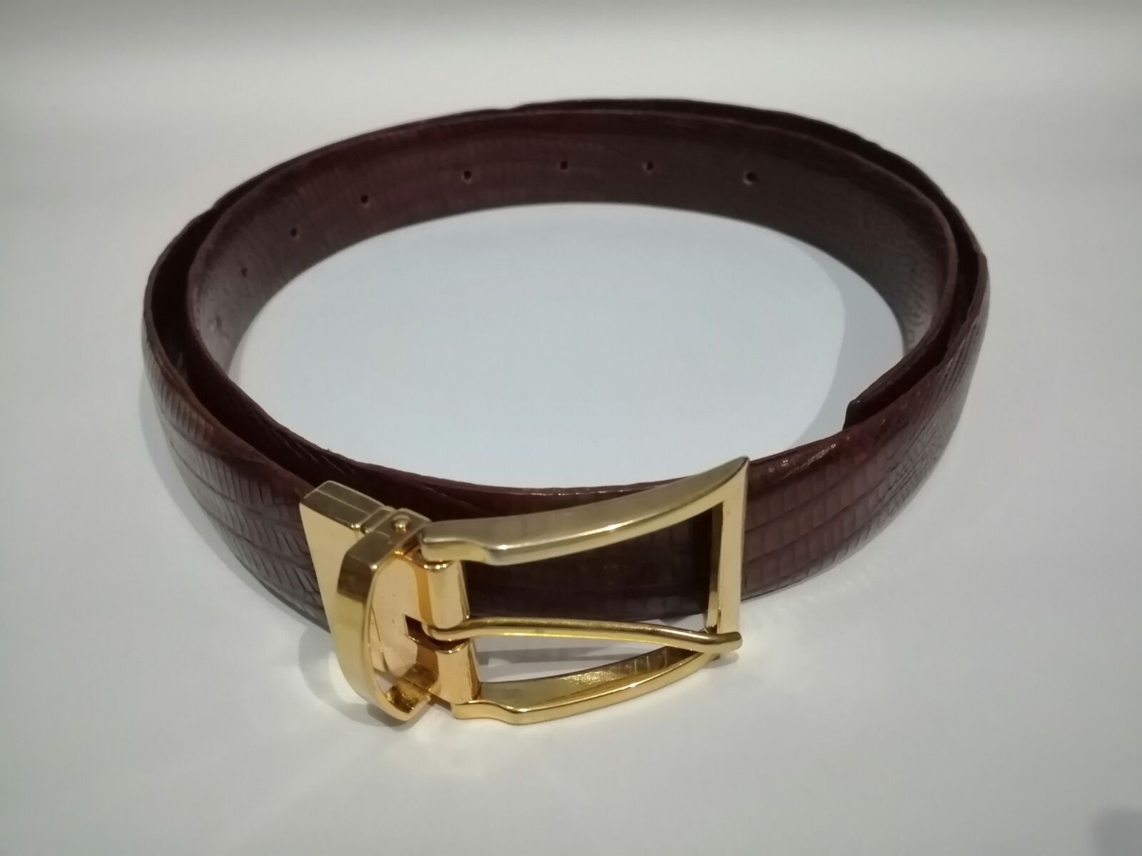 HUAWEI JKM-LX1 sample photo. Belt, clothes, me photography