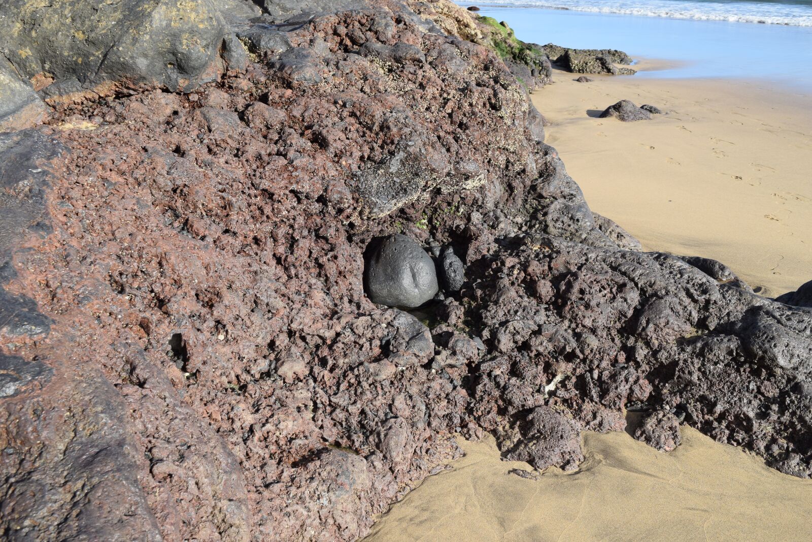 Nikon D5300 sample photo. Lanzarote, beach, sea photography