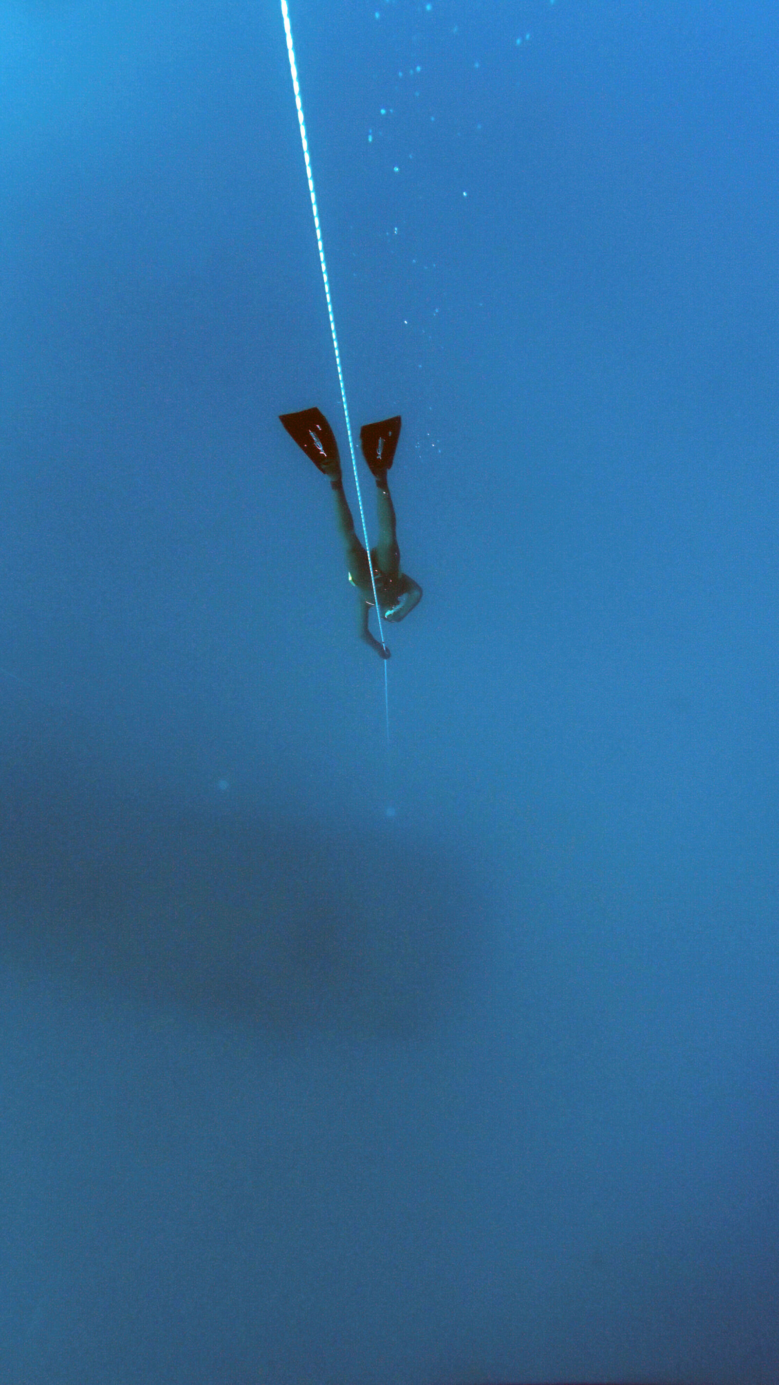 Olympus TG-2 sample photo. Blue, deep, diving, deep photography