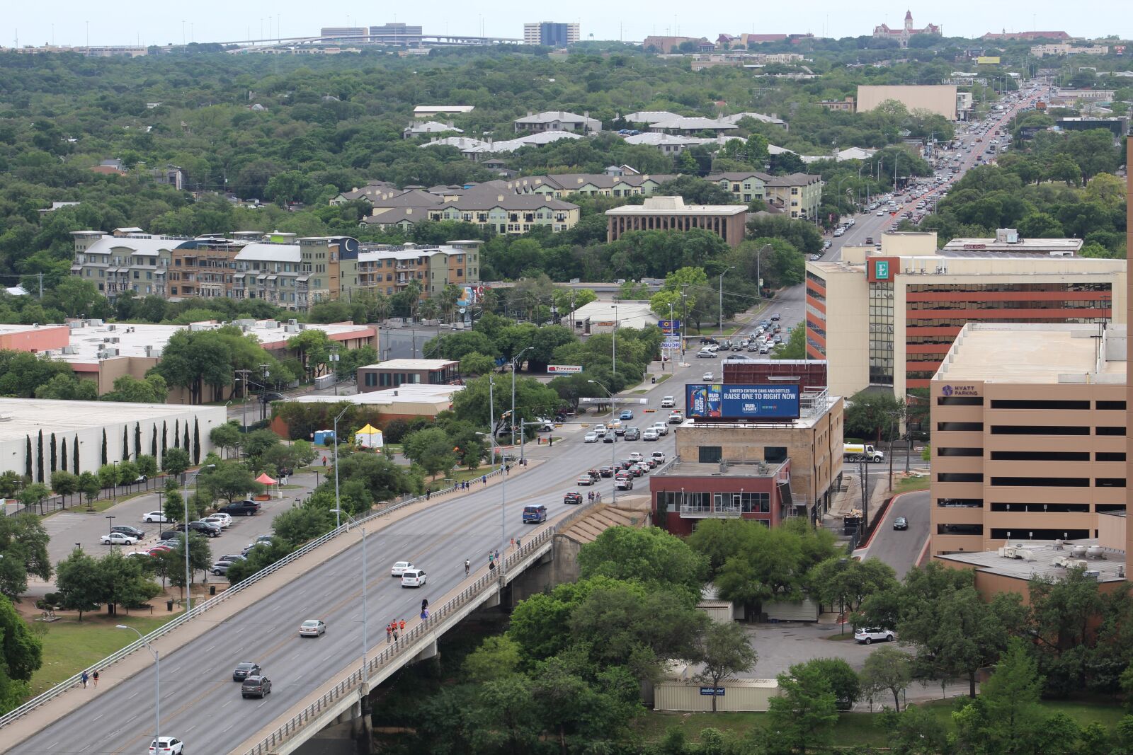 Canon EF 75-300mm f/4-5.6 sample photo. Austin, congress avenue, downtown photography