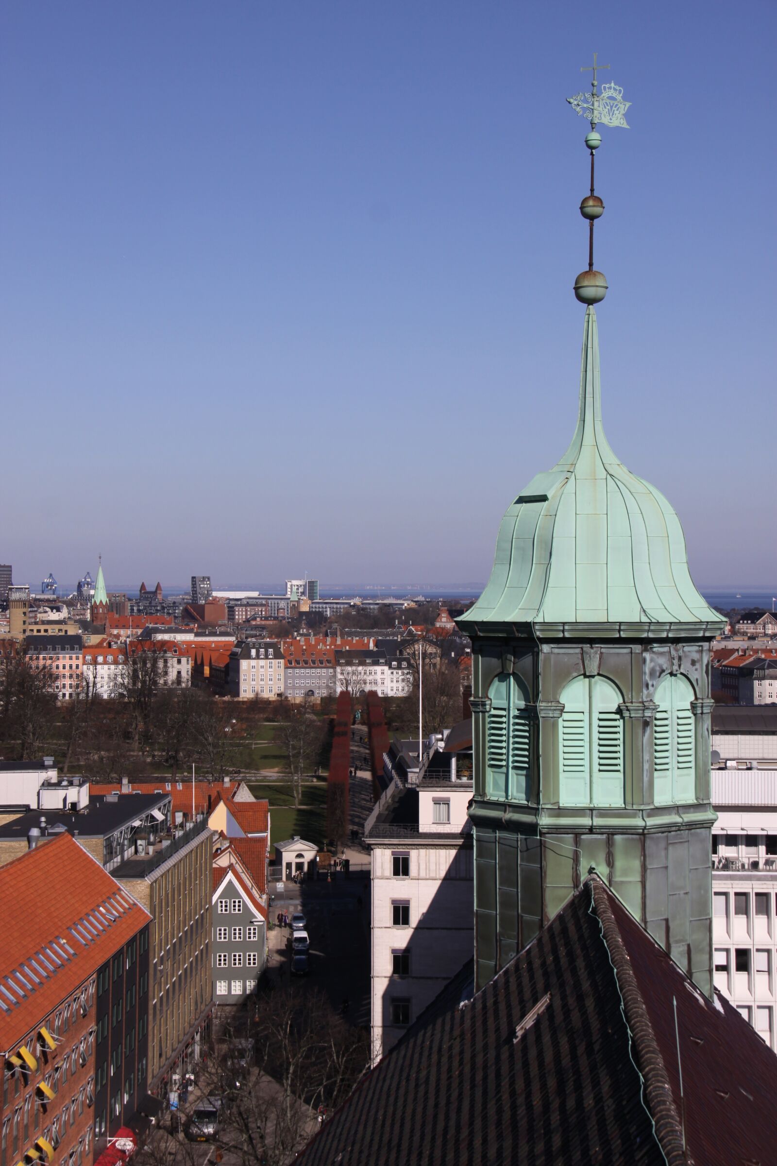 Canon EOS 50D sample photo. Green, tower, copper photography