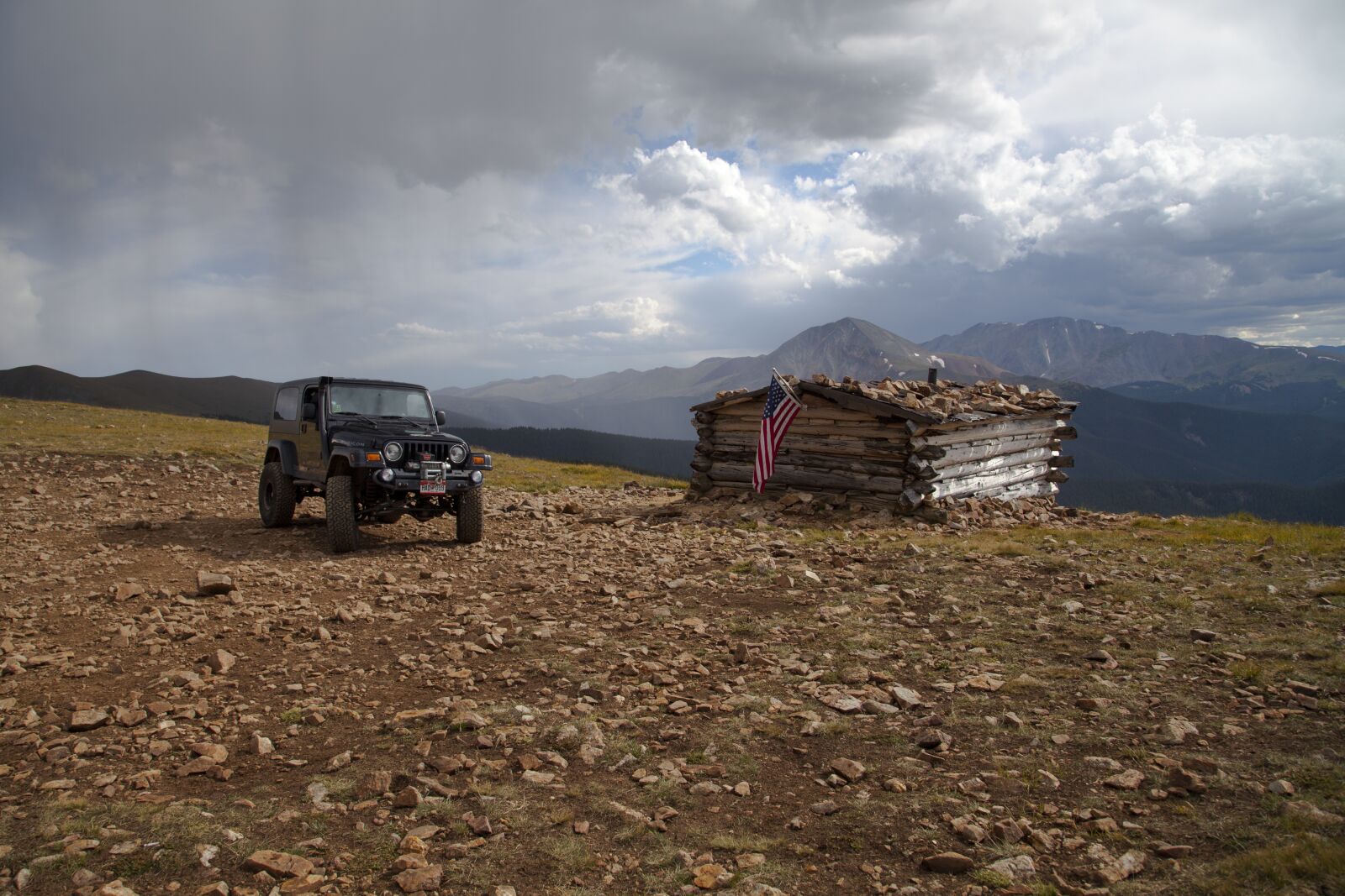 Canon EOS 5D Mark II + Canon EF 24-105mm F4L IS USM sample photo. Rocky mountains, jeep, american photography