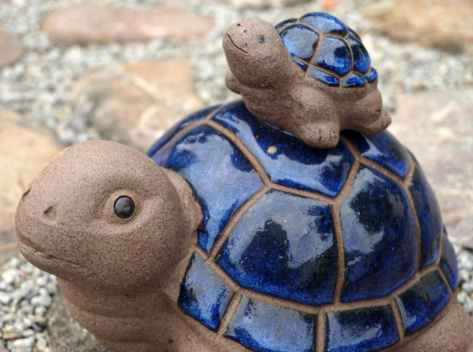 Sony a6000 sample photo. Turtles, decoration, figure photography