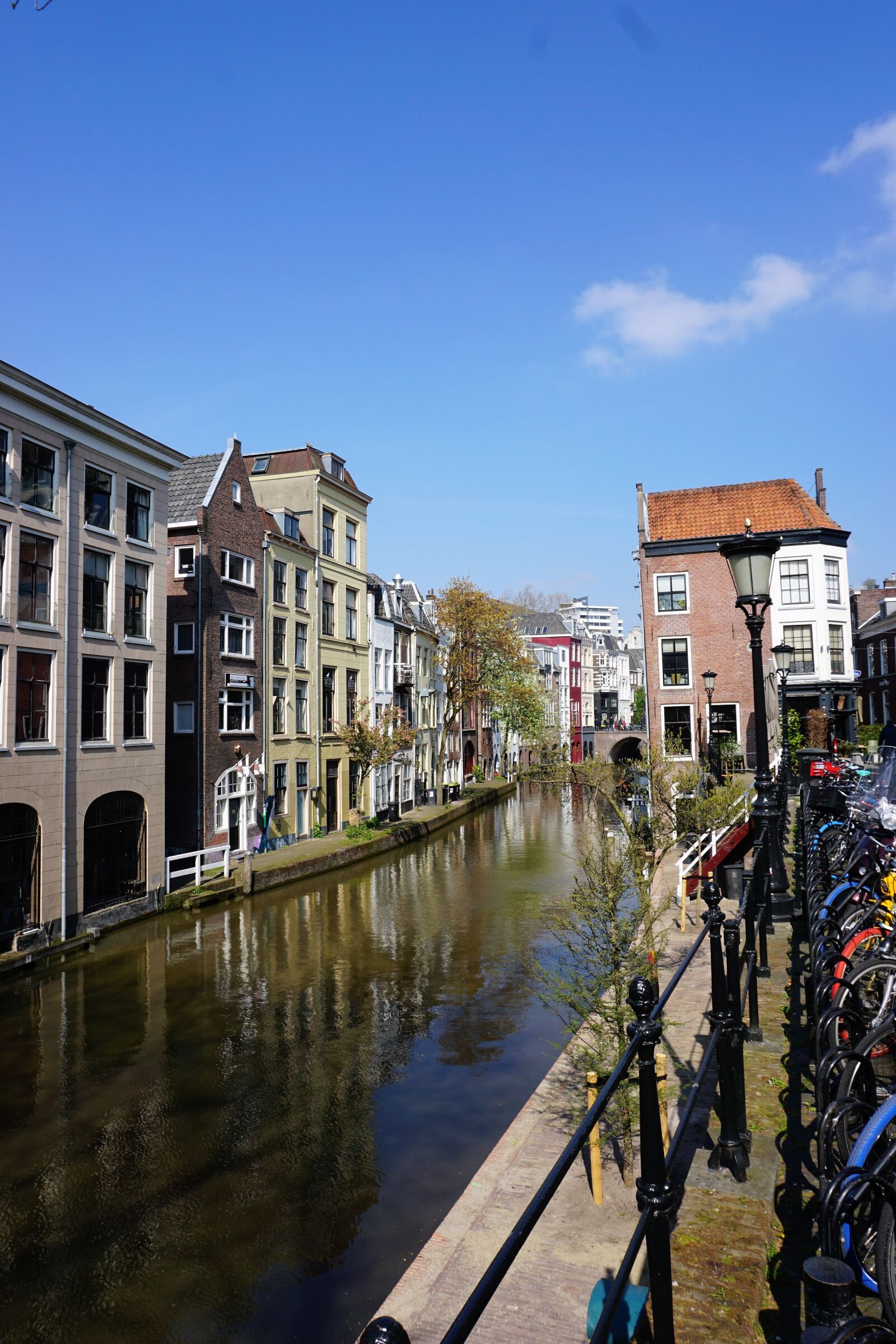 Sony E 16-50mm F3.5-5.6 PZ OSS sample photo. Utrecht, canal, holland photography