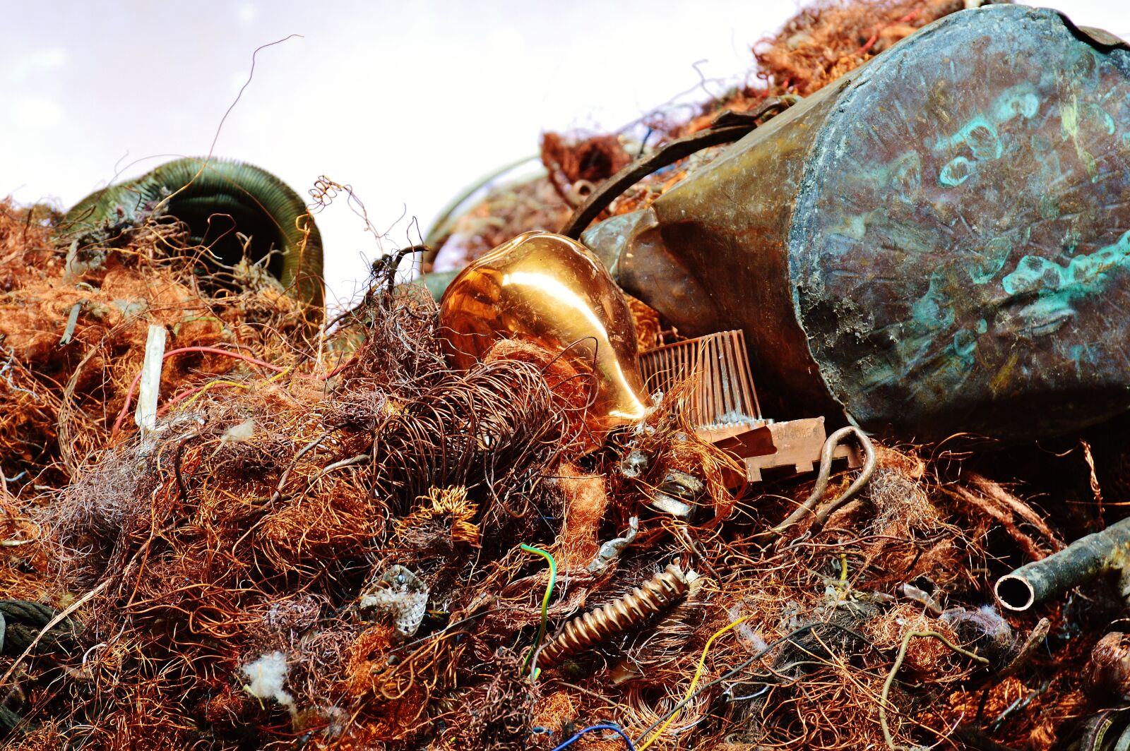 Nikon D3200 sample photo. Copper, scrap metal, scrap photography