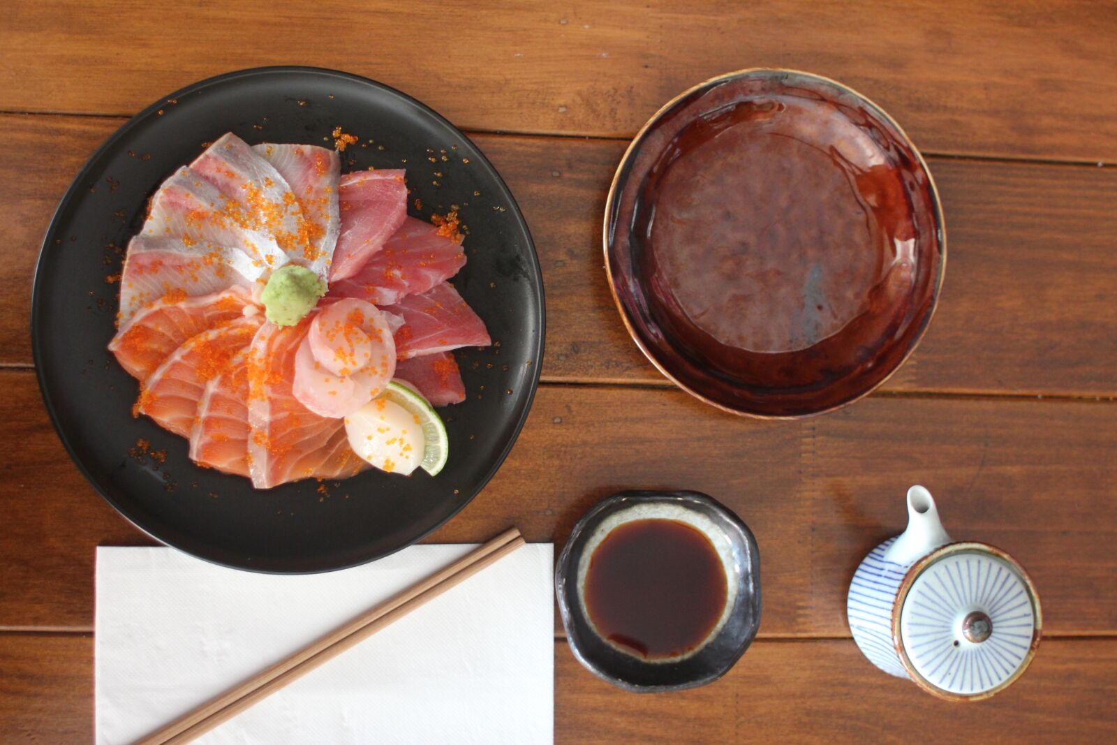 Canon EOS 550D (EOS Rebel T2i / EOS Kiss X4) sample photo. Sushi, sashimi, salmon photography