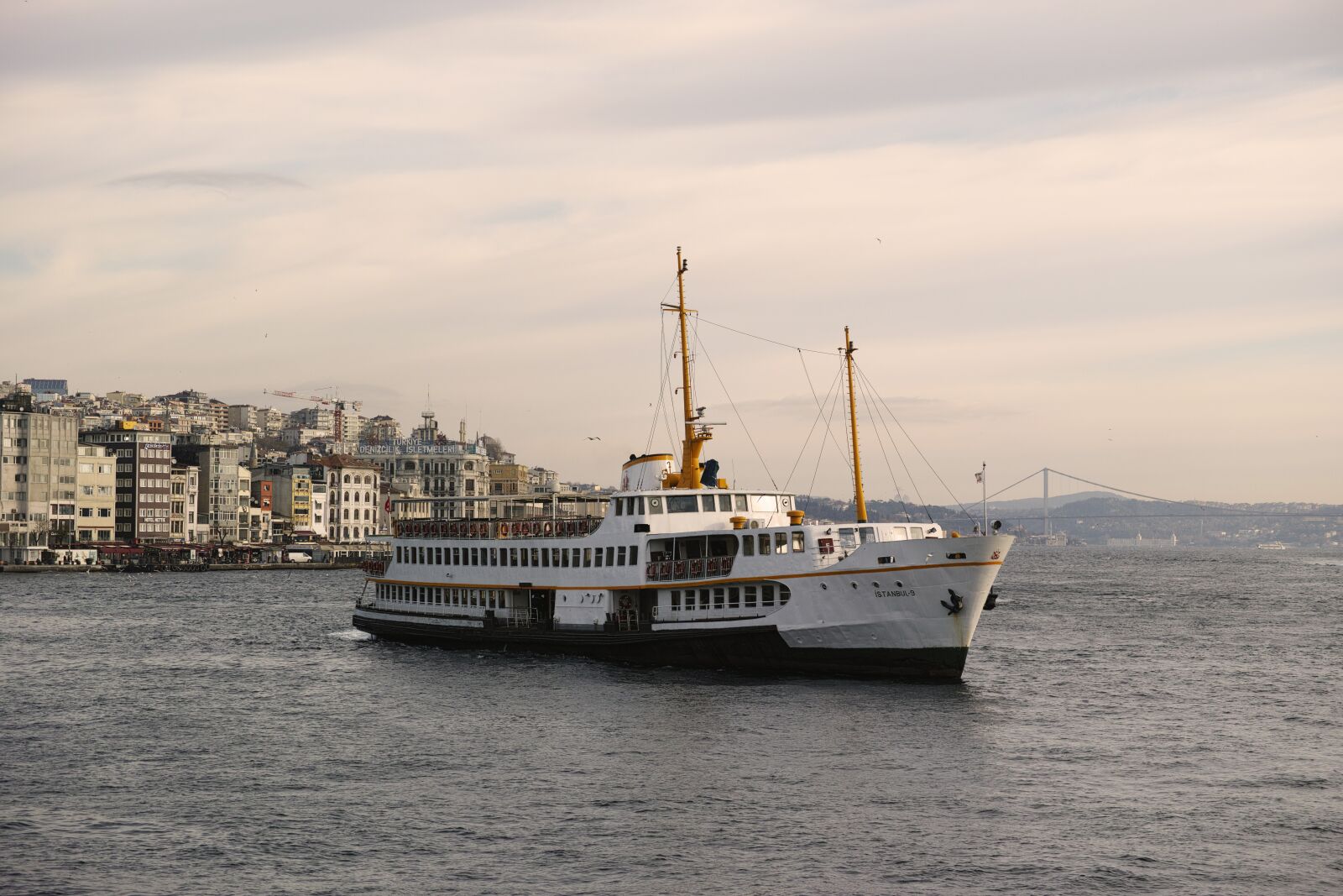 Sigma dp3 Quattro sample photo. Ship, v, istanbul photography