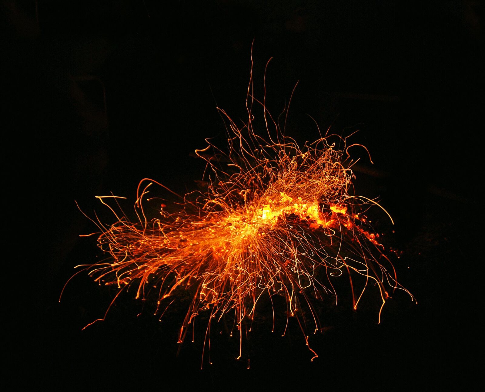 Nikon D80 sample photo. An outbreak of, sparks photography