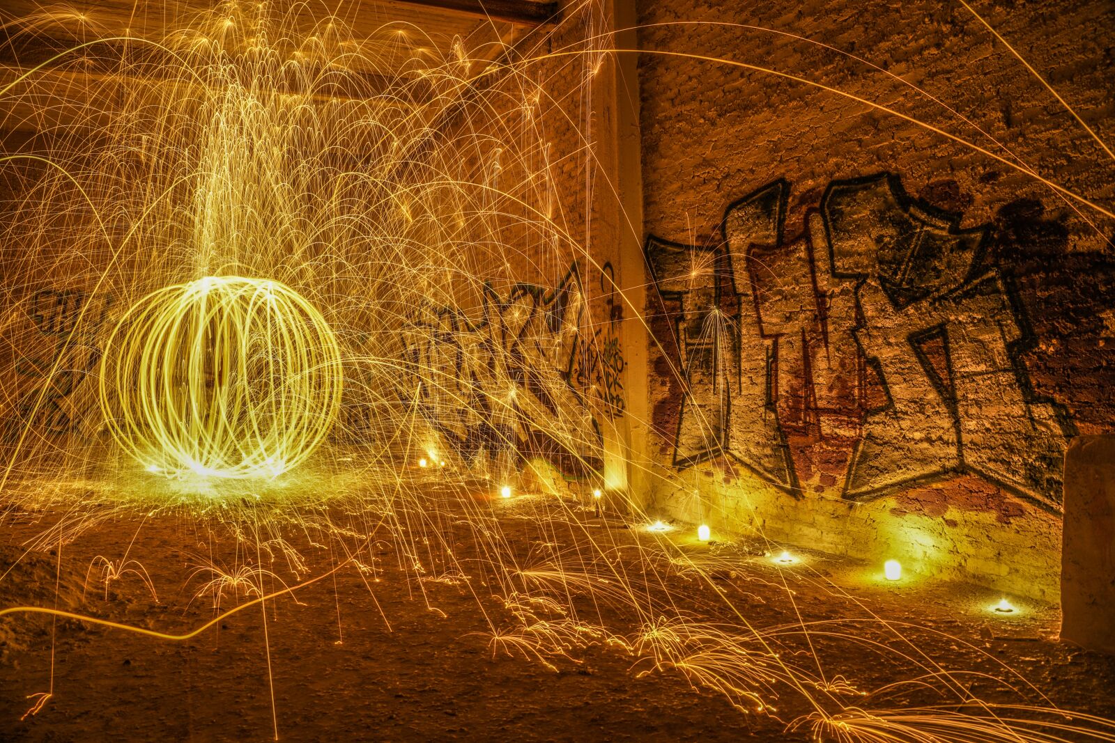 Sony DT 18-135mm F3.5-5.6 SAM sample photo. Steel wool, fire, light photography