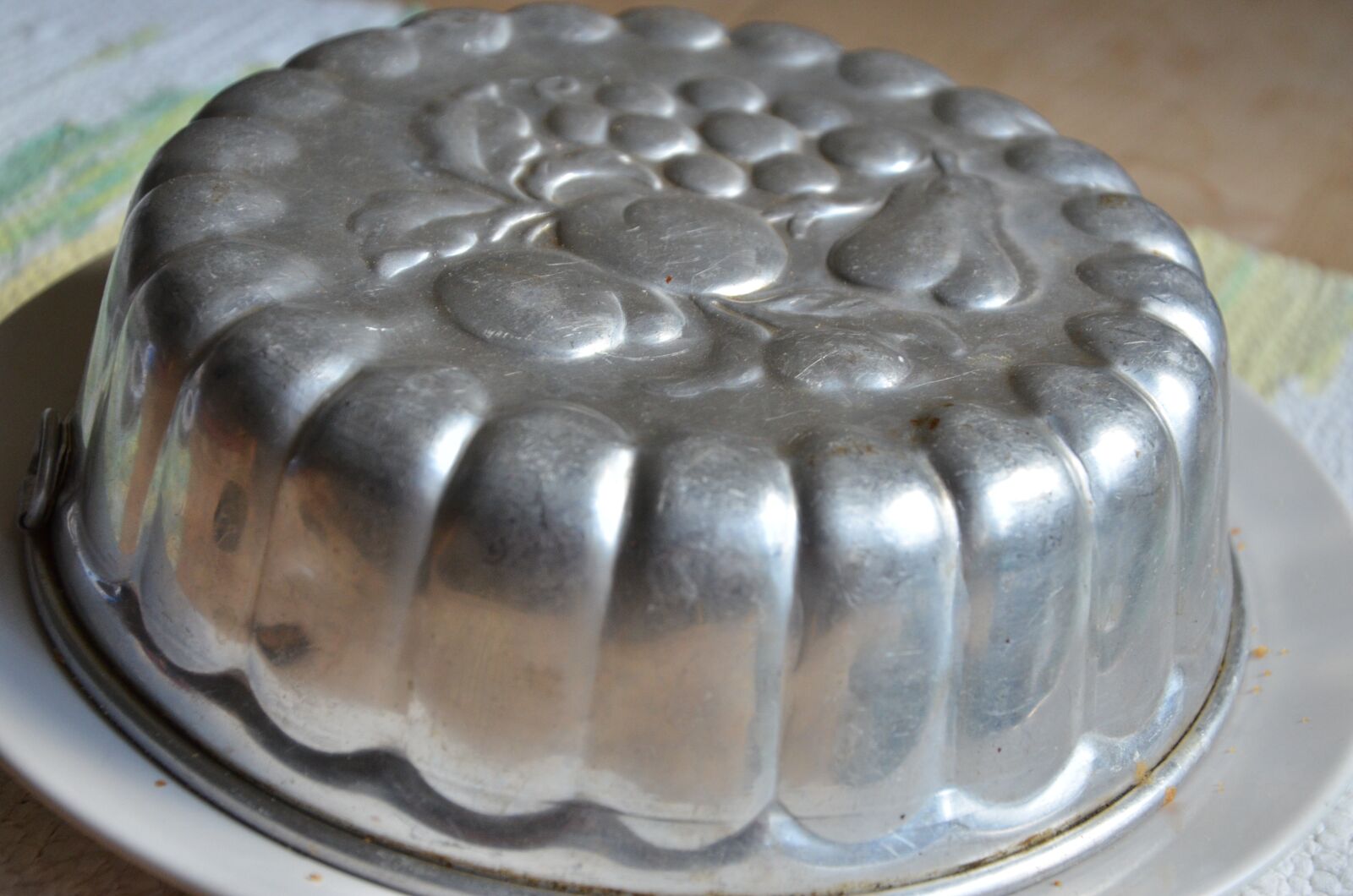 Nikon D7000 sample photo. Form, cake, baking photography