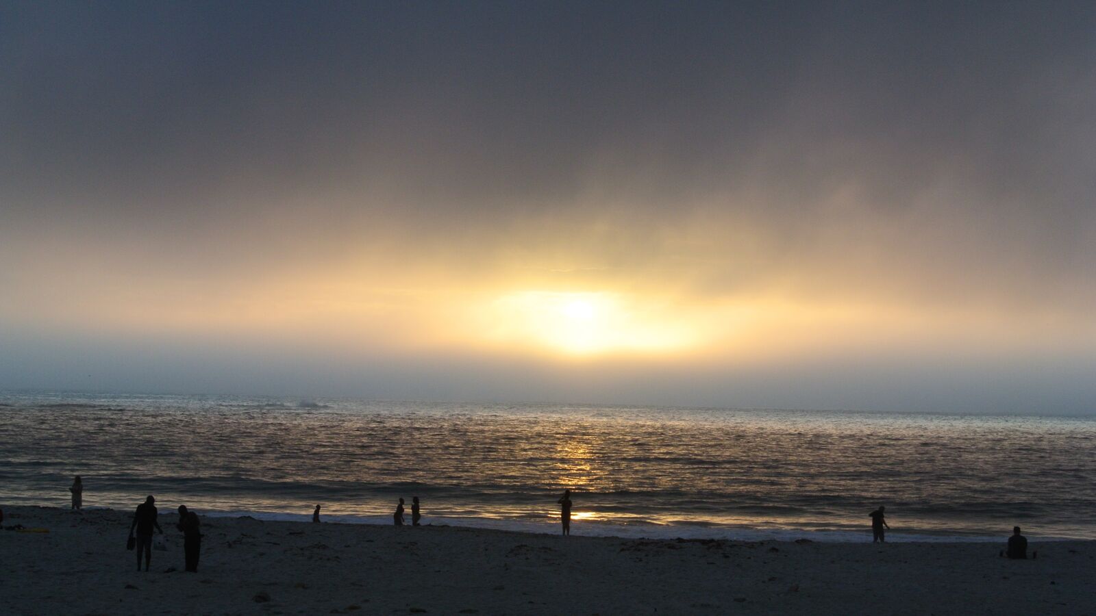 Nikon 1 J1 sample photo. Sunset, beach, sea photography