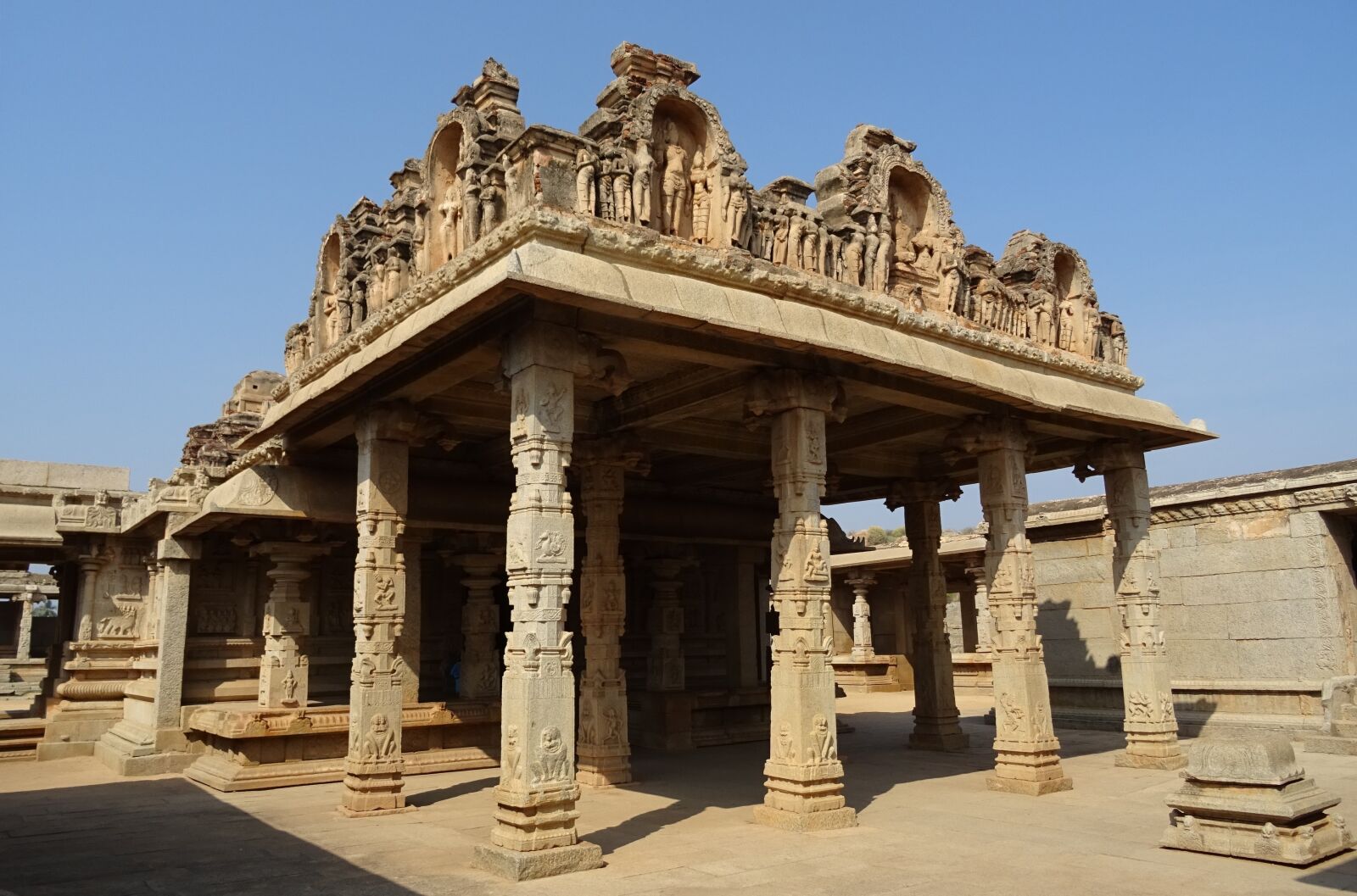 Sony DSC-HX60V sample photo. Hazara rama temple, hampi photography