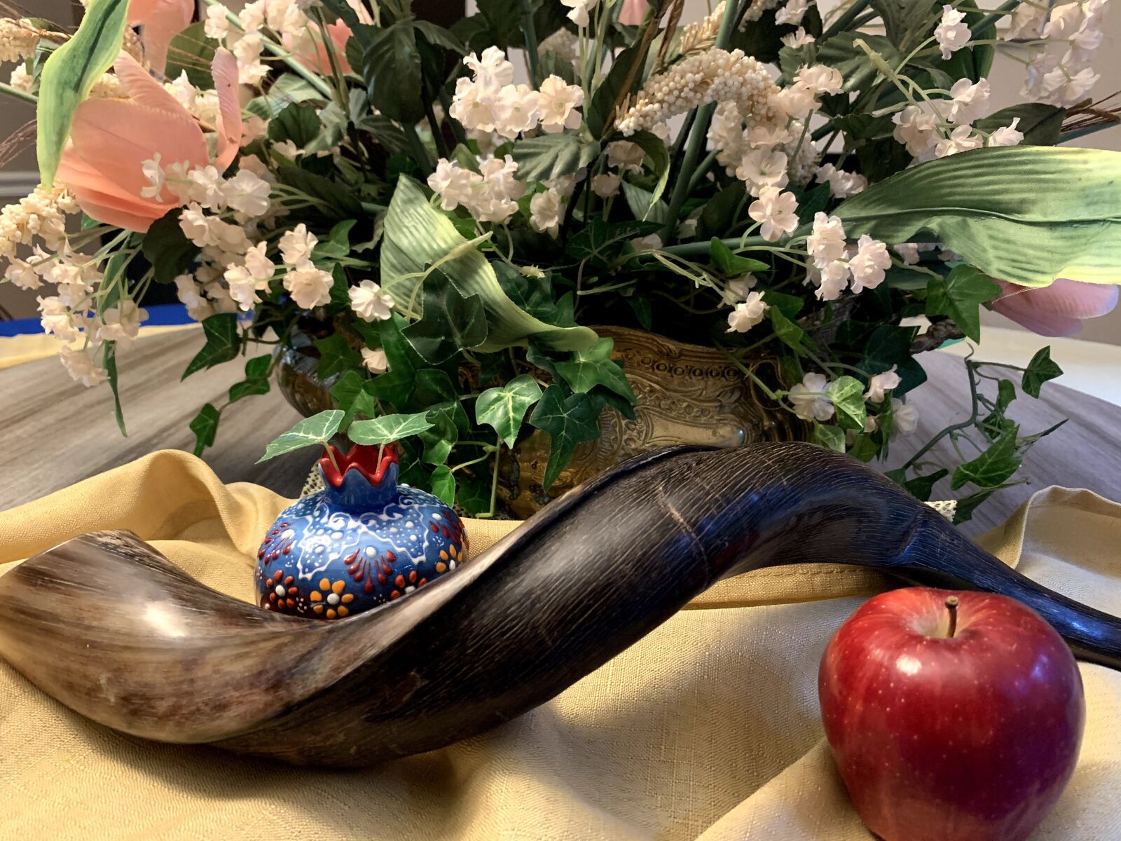 iPhone XR back camera 4.25mm f/1.8 sample photo. Rosh hashanna, rosh hashana photography
