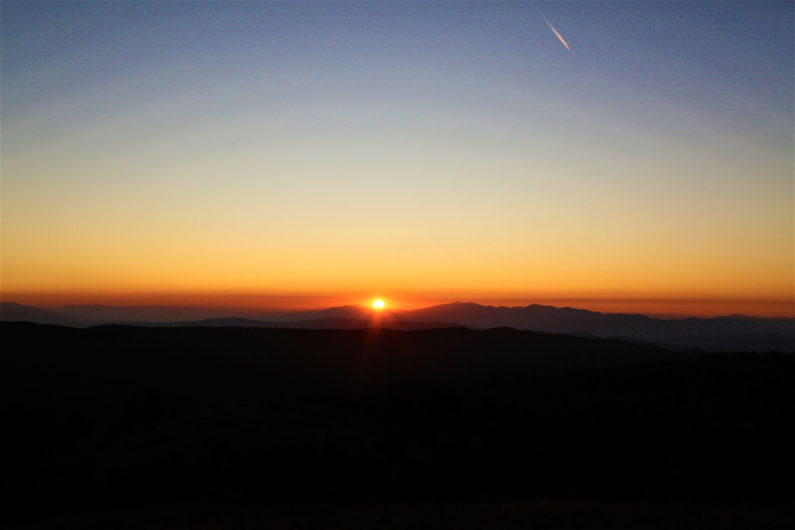 Canon EF 24-105mm F4L IS USM sample photo. Sunset, nature, landscape photography
