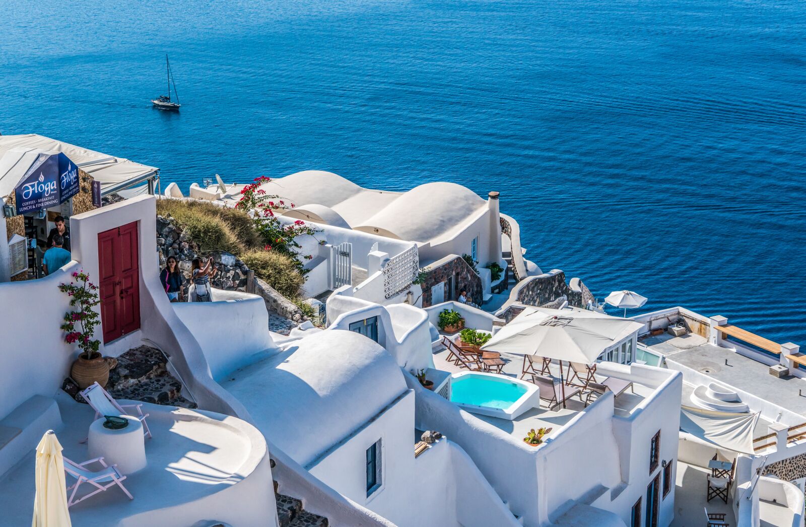 Sony a7R II + Sony FE 24-240mm F3.5-6.3 OSS sample photo. Santorini, oia, greece photography