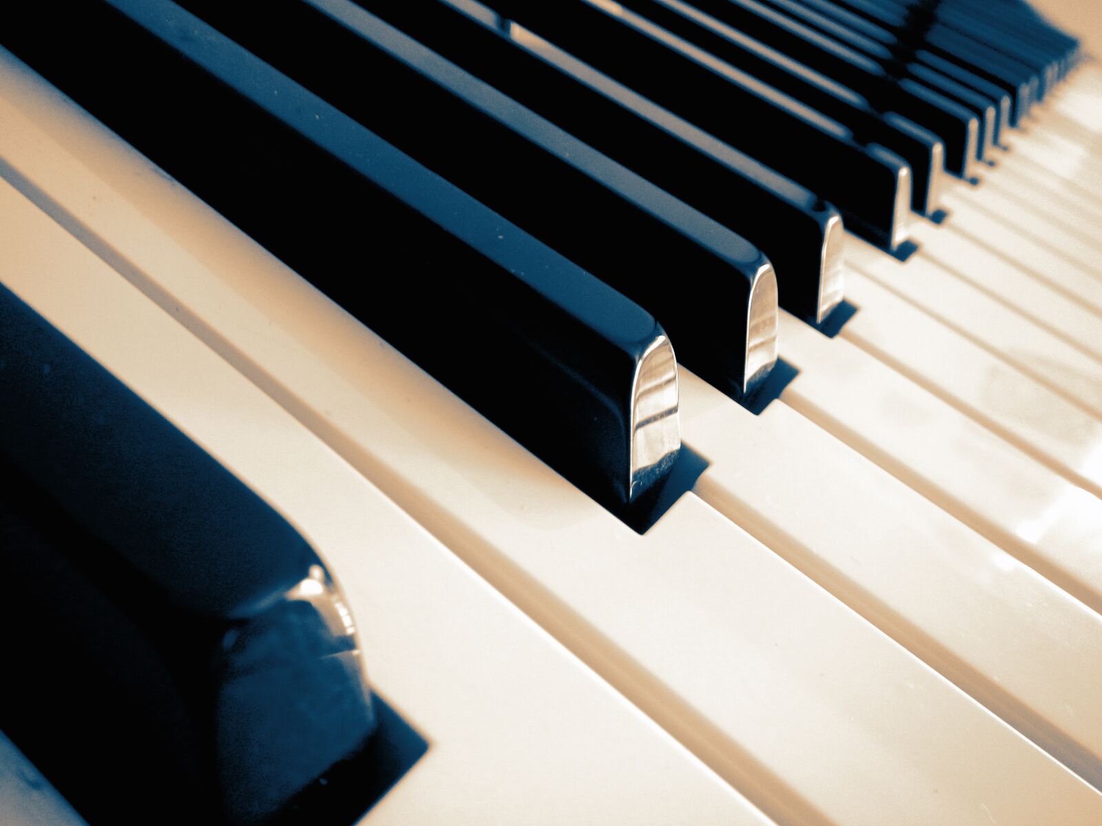Nikon Coolpix AW110 sample photo. Piano, notes, music photography