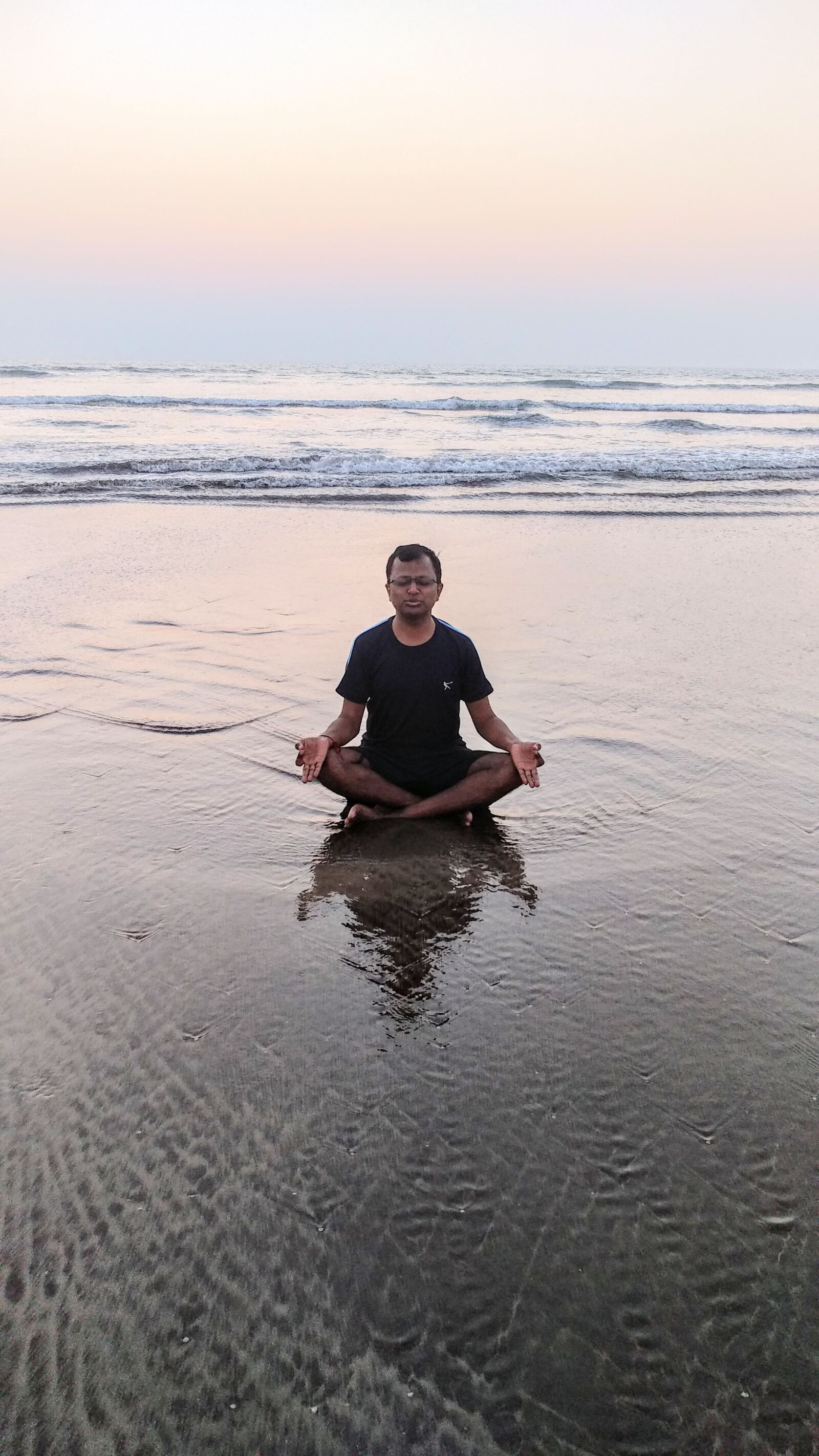 Xiaomi MI MAX 2 sample photo. Yoga, meditation, beach photography