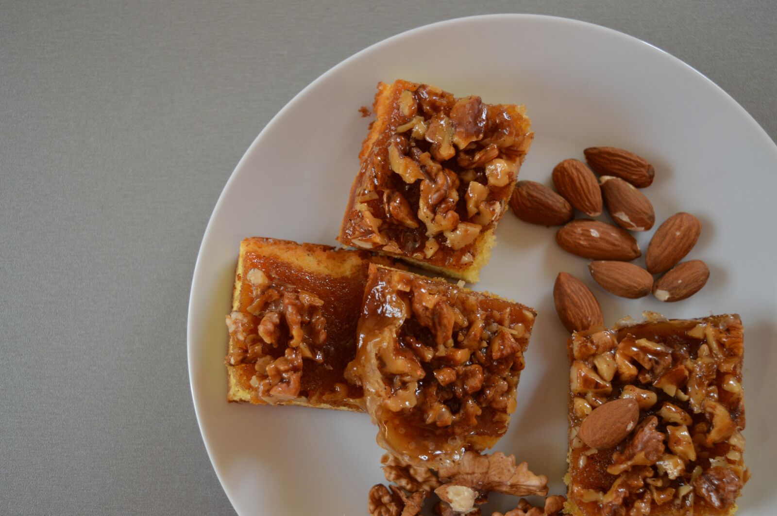 Nikon D3200 sample photo. Dessert, honey, sweet photography