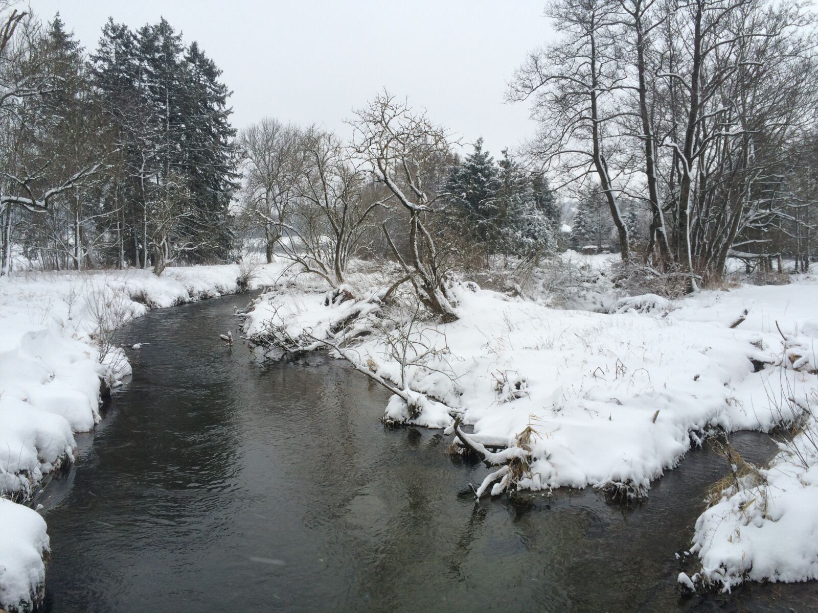 Apple iPhone 5s sample photo. Located, winter, snow photography