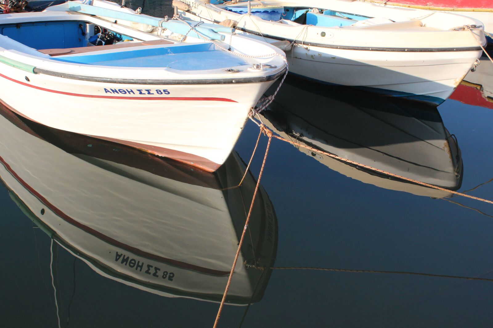 Canon EOS 600D (Rebel EOS T3i / EOS Kiss X5) sample photo. Transportation system, boat, sea photography