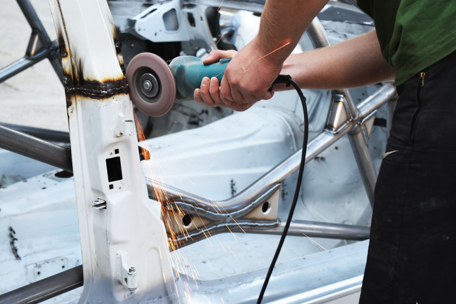 Nikon D3300 sample photo. Grinding, automotive, metalwork photography