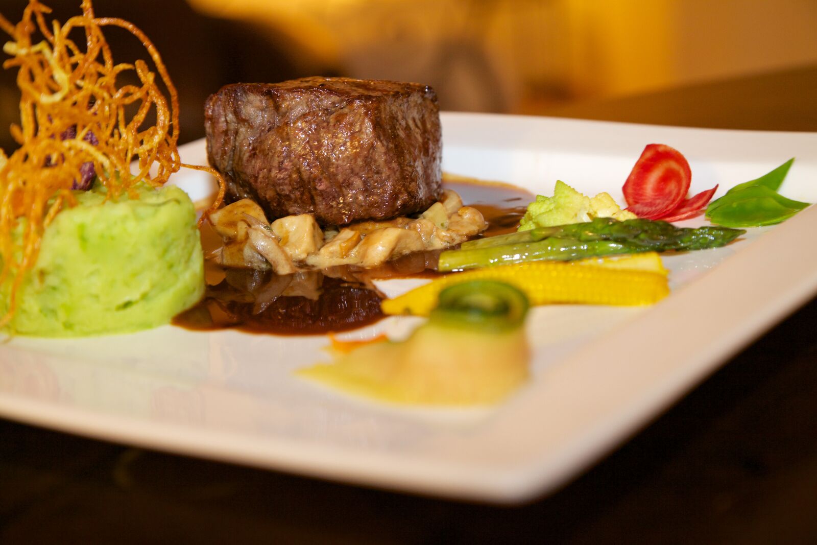 Canon EOS 5D Mark II sample photo. Eat, gourmet, steak photography