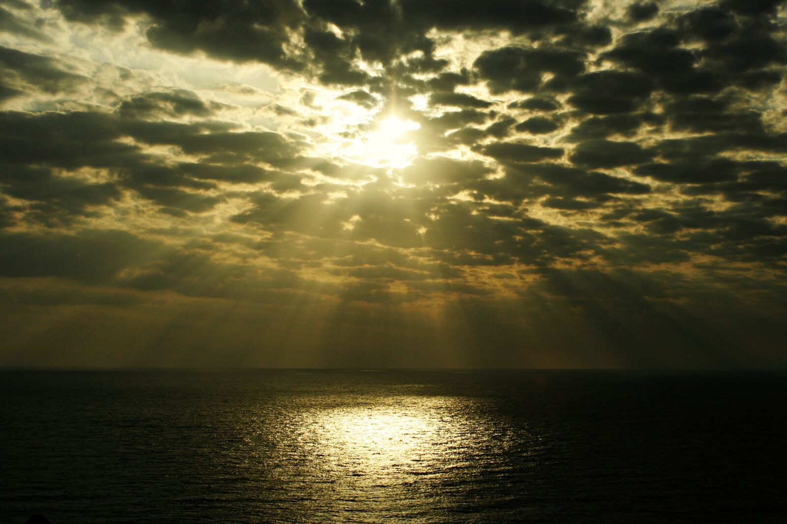 Canon EOS 350D (EOS Digital Rebel XT / EOS Kiss Digital N) sample photo. Sky, sea, sunset photography