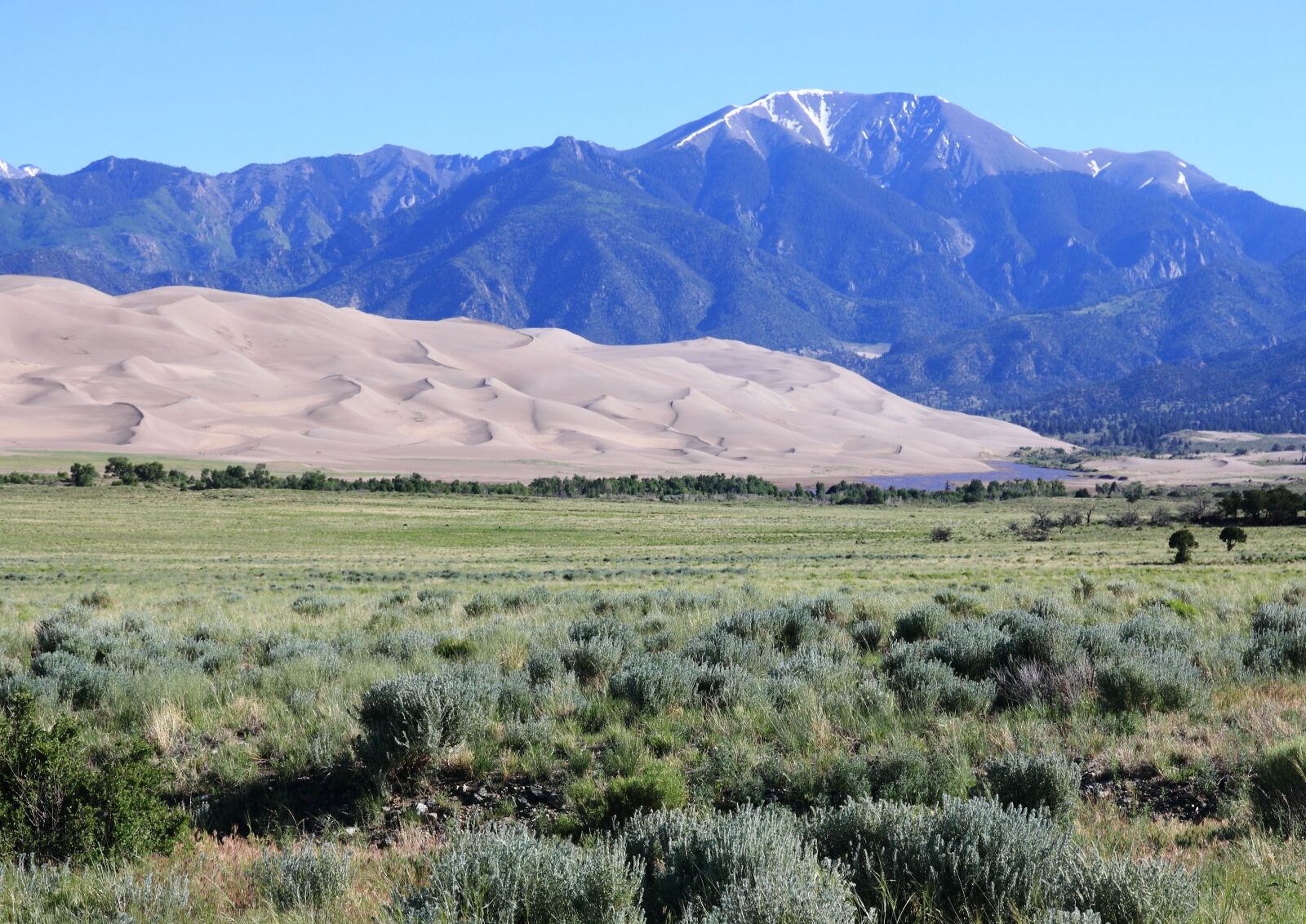 Canon EOS 550D (EOS Rebel T2i / EOS Kiss X4) sample photo. Landscape, sky, travel photography