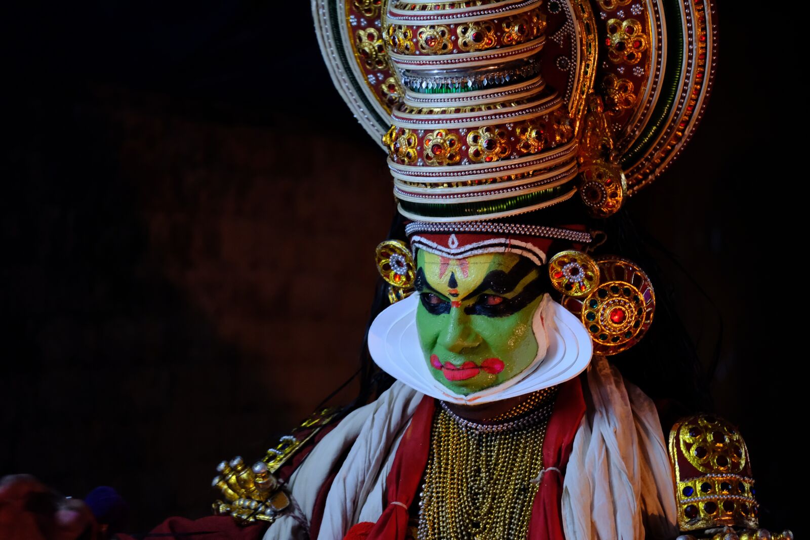 Fujifilm X-T2 + Fujifilm XF 80mm F2.8 R LM OIS WR Macro sample photo. Kathakali, dance, india photography